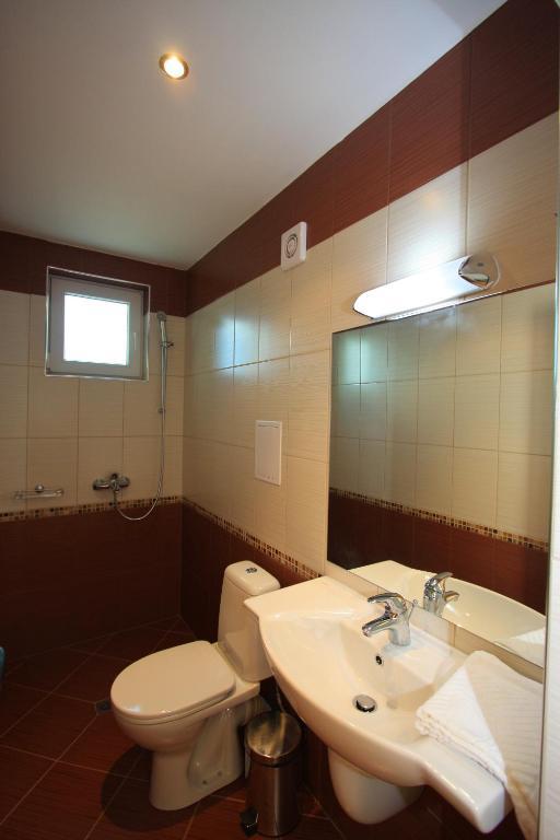 Siena House Hotel Sozopol Bagian luar foto