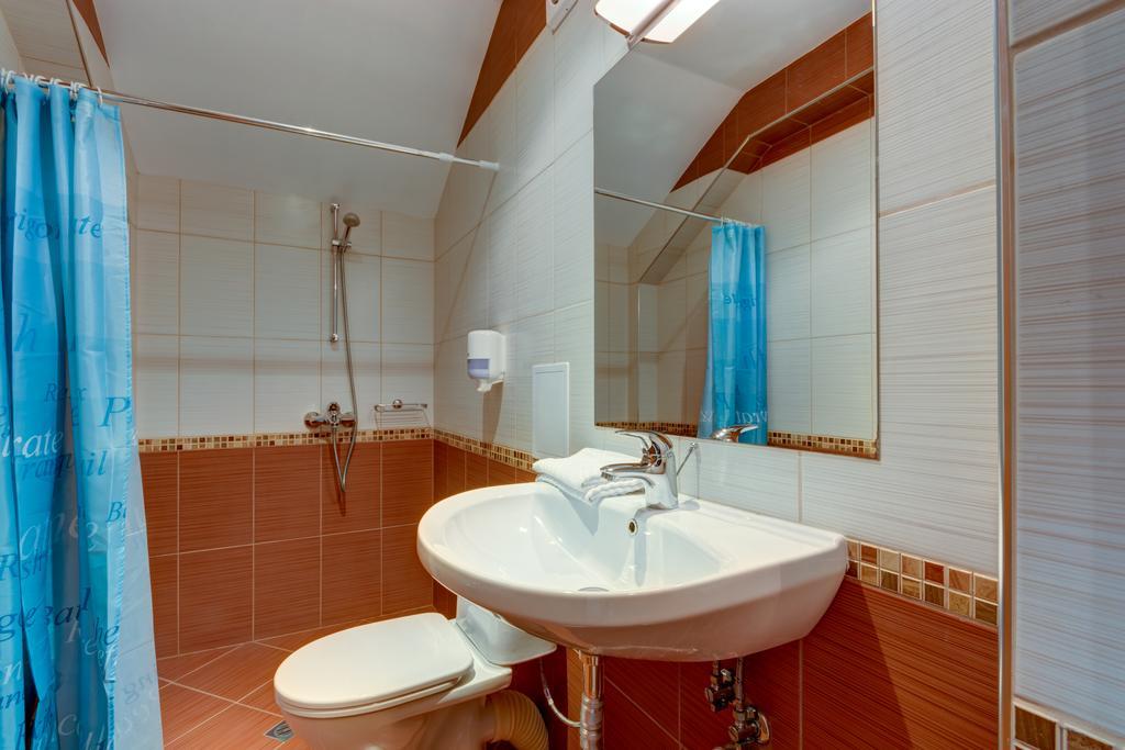 Siena House Hotel Sozopol Bagian luar foto