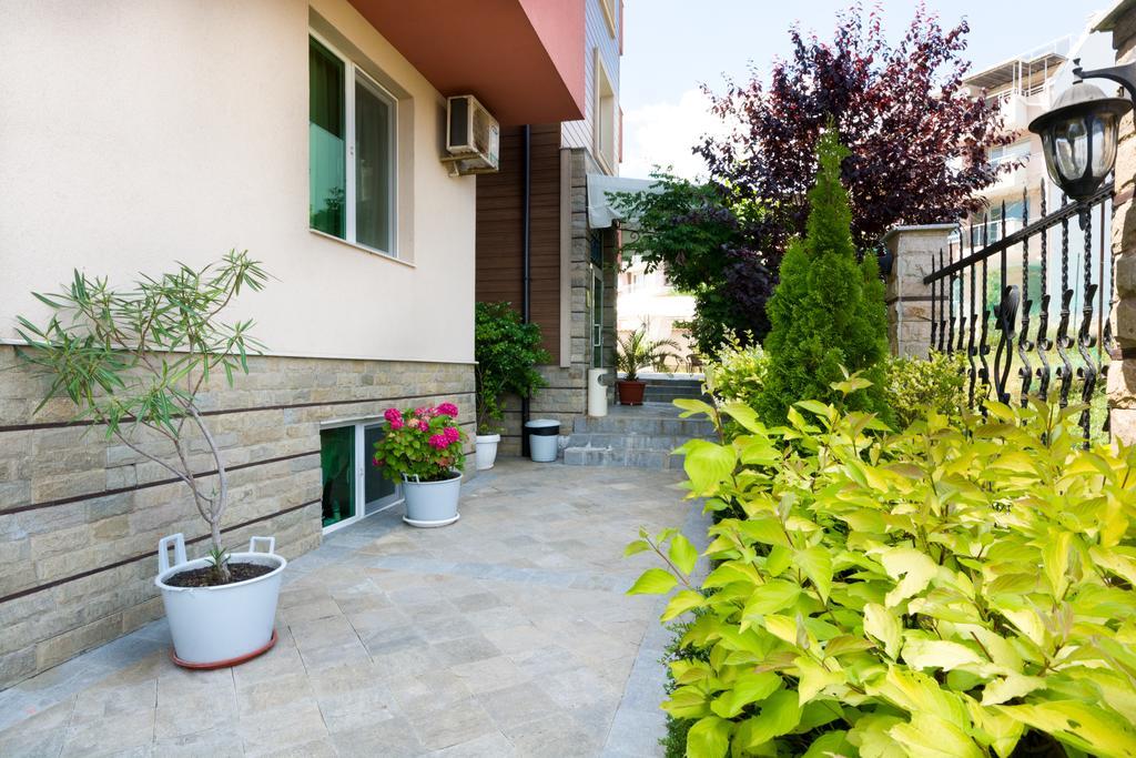 Siena House Hotel Sozopol Bagian luar foto